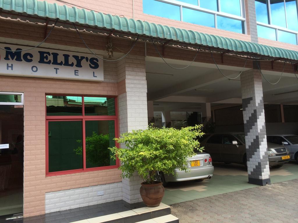 Mc-Elly'S Hotel Αρούσα Εξωτερικό φωτογραφία